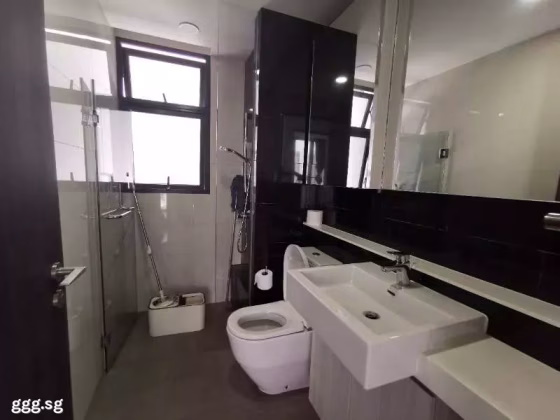 单间出租 • 马林百列 •  Gem Residences • S$1200 • 共管公寓 • 普通房 照片