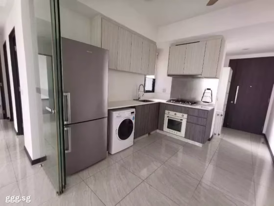 单间出租 • 马林百列 •  Gem Residences • S$1200 • 共管公寓 • 普通房 照片