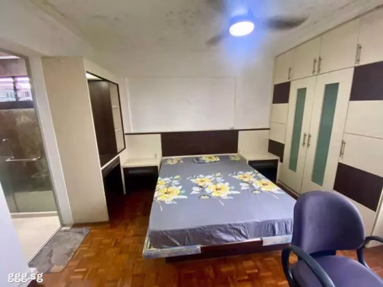 单间出租 • 金文泰 • 107 Spottiswoode Park Road • S$1680 • 3房(2臥室) • 主人房 照片