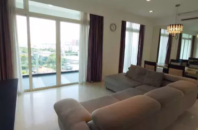 整套出租 • 武吉班让 •  Monterey Park Condominium • S$5500 • 共管公寓 • 1313ft² / 121m²