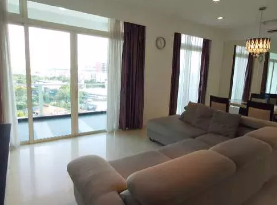 整套出租 • 武吉班让 •  Monterey Park Condominium • S$5500 • 共管公寓 • 1313ft² / 121m² 照片