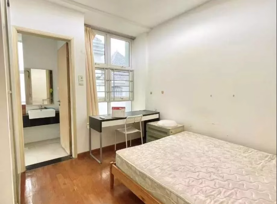 单间出租 • 中央集水区 •  Eden Crest • S$2600 • 住宅公寓 • 主人房 照片