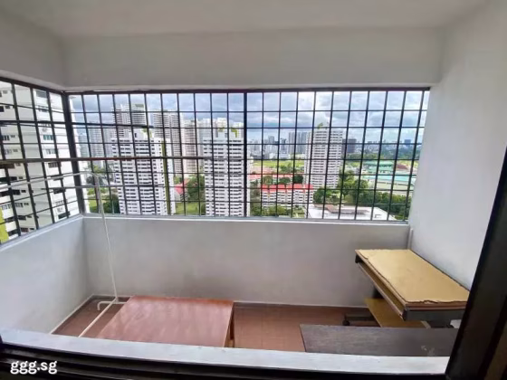 单间出租 • 马林百列 •  Braddell View • S$1280 • 住宅公寓 • 普通房 照片