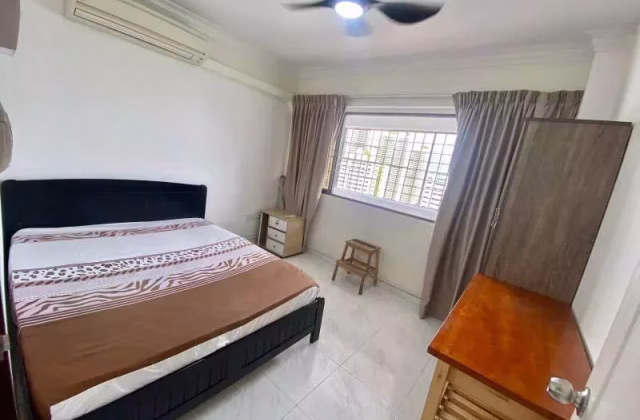单间出租 • 马林百列 •  Braddell View • S$1280 • 住宅公寓 • 普通房