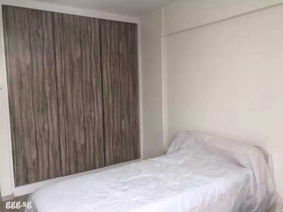 单间出租 • 巴耶利峇 • 236 Jurong East Street 21 • S$550 • 4房(3臥室) • 普通房 照片