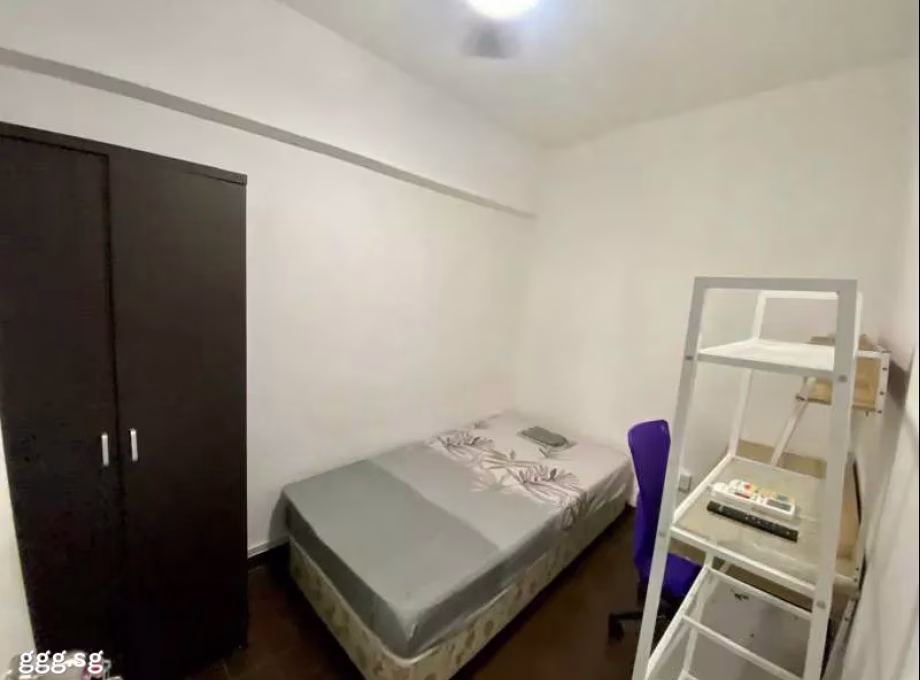 单间出租 • 马林百列 •  Braddell View • S$1080 • 住宅公寓 • 普通房 照片