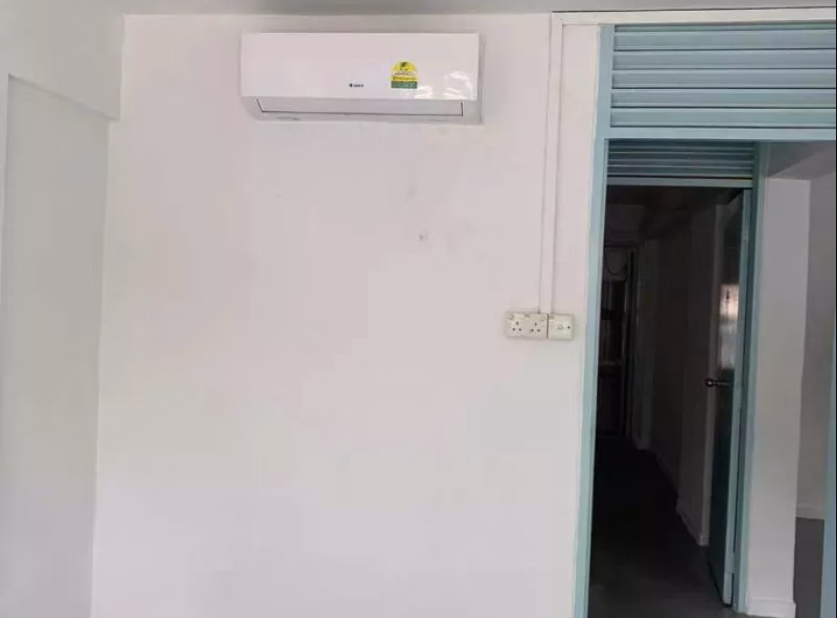 单间出租 • 梧槽 • 110 Yishun Ring Road • S$450 • 2房(1臥室) • 普通房 照片