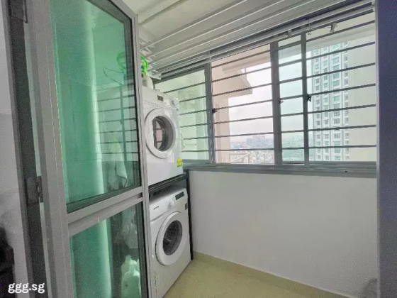 房屋出售 • 蔡厝港 • 33 Margaret Drive • S$1299000 • 4房(3臥室) • 980ft² / 91m² 照片