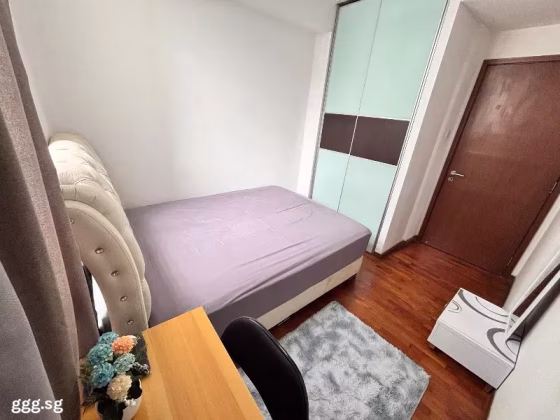 单间出租 • 林厝港 •  The Lakeshore • S$1500 • 共管公寓 • 普通房 照片