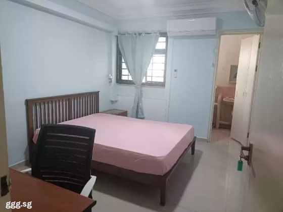 单间出租 • 巴耶利峇 • 252 Jurong East Street 24 • S$1300 • 3房(2臥室) • 主人房 照片