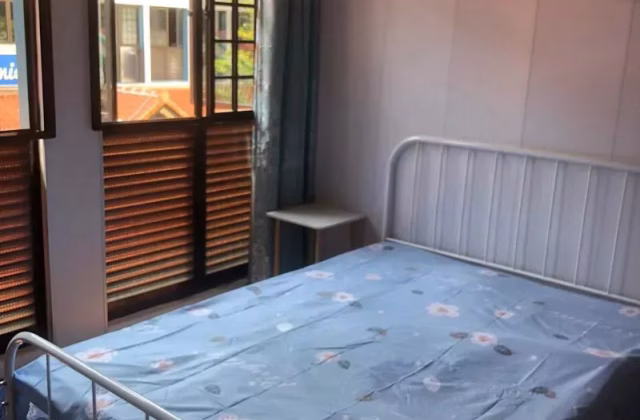 单间出租 • 马林百列 • 185 Toa Payoh Central • S$1000 • 3房(2臥室) • 普通房