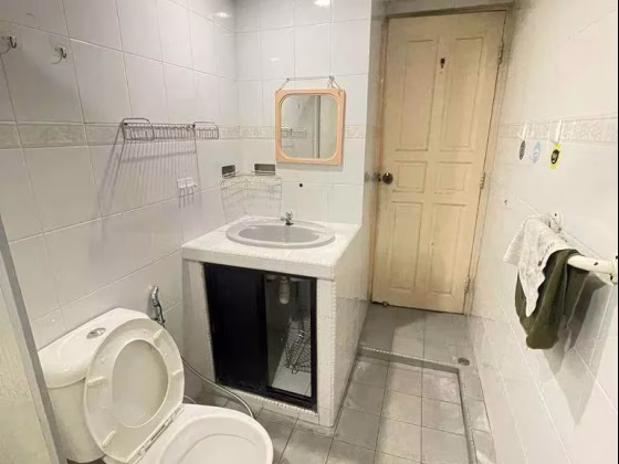 单间出租 • 武吉知马 •  Laguna Park • S$1200 • 住宅公寓 • 普通房 照片