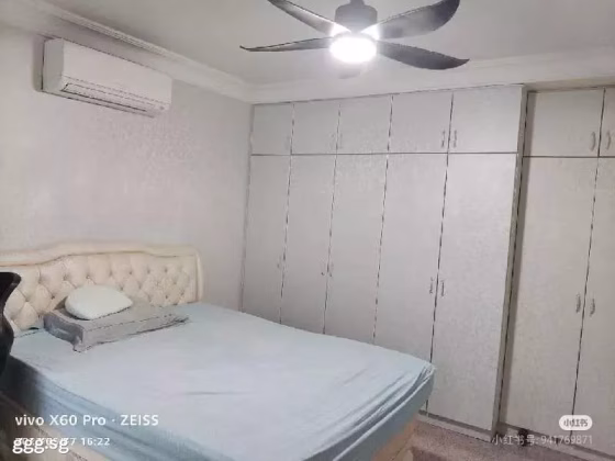 单间出租 • 武吉巴督 • 339 Bukit Batok Street 34 • S$1200 • 4房(3臥室) • 主人房 照片