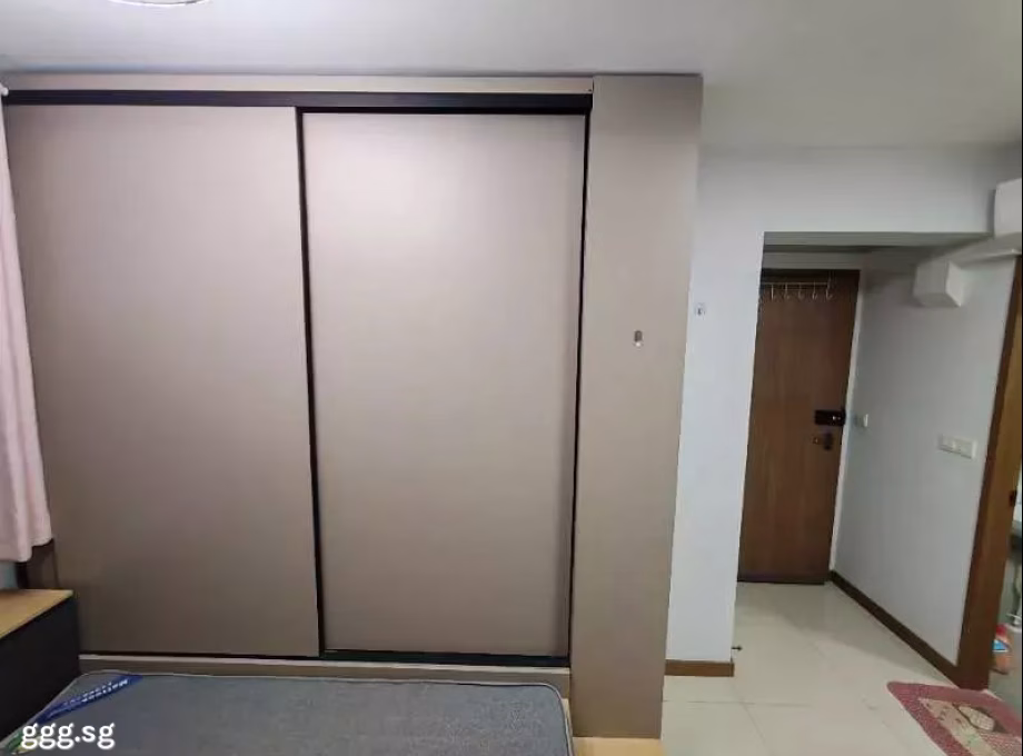 单间出租 • 武吉巴督 • 467B Bukit Batok West Avenue 9 • S$1400 • 4房(3臥室) • 主人房 照片
