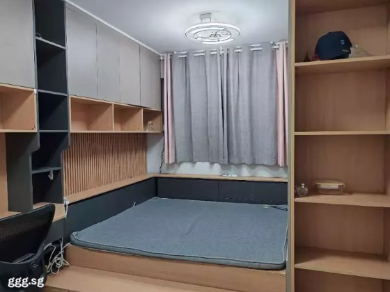 单间出租 • 武吉巴督 • 467B Bukit Batok West Avenue 9 • S$1400 • 4房(3臥室) • 主人房 照片