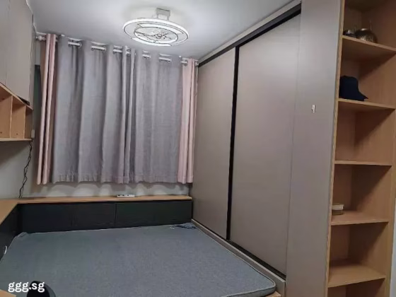 单间出租 • 武吉巴督 • 467B Bukit Batok West Avenue 9 • S$1400 • 4房(3臥室) • 主人房 照片