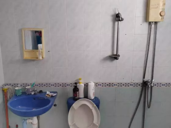 单间出租 • 碧山 • 304B Anchorvale Link • S$700 • 4房(3臥室) • 床位出租 照片