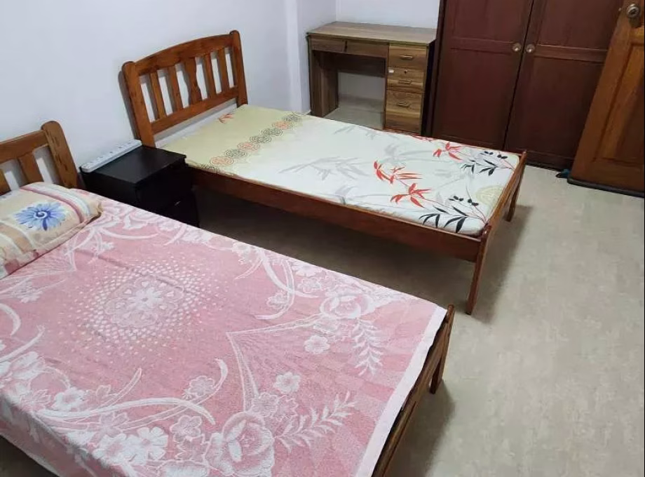 单间出租 • 兀兰 • 174 Woodlands Street 13 • S$450 • 5房(4臥室) • 床位出租 照片