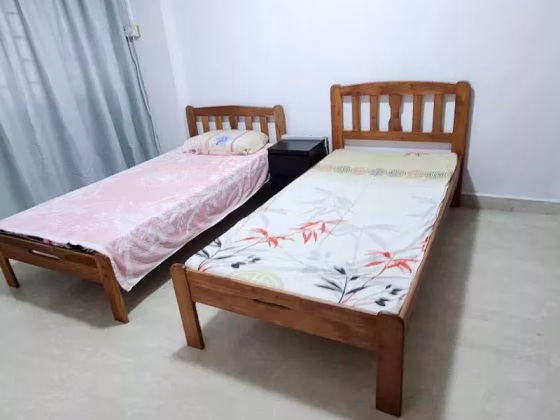 单间出租 • 兀兰 • 174 Woodlands Street 13 • S$450 • 5房(4臥室) • 床位出租 照片