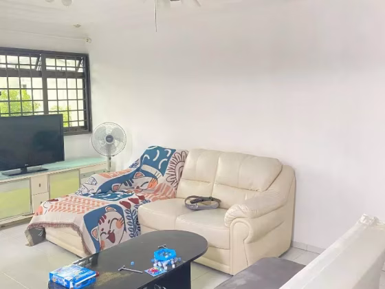 单间出租 • 三巴旺 • 710 Woodlands Drive 70 • S$450 • 3房(2臥室) • 床位出租 照片