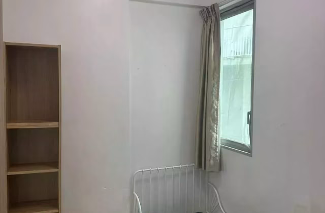 单间出租 • 后港 •  Canberra Residences • S$1000 • 住宅公寓 • 普通房