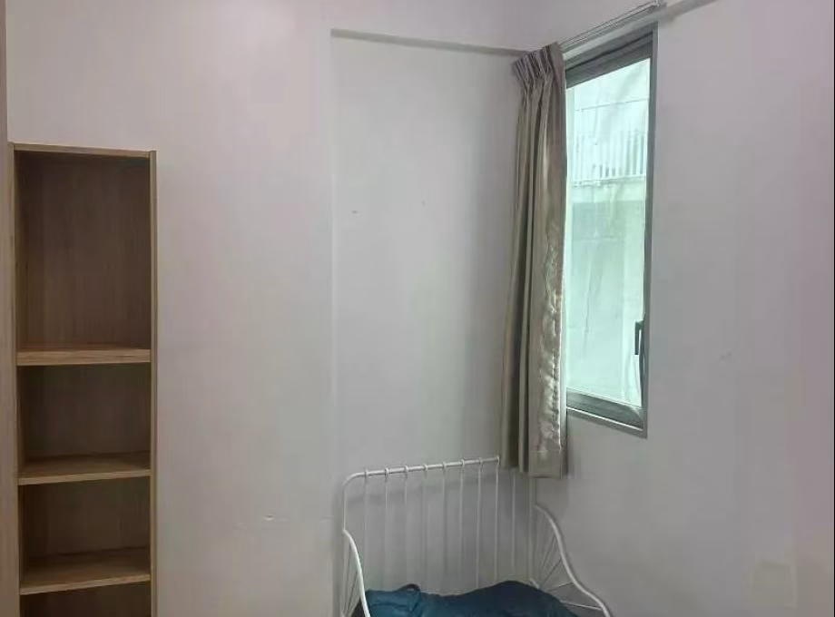 单间出租 • 后港 •  Canberra Residences • S$1000 • 住宅公寓 • 普通房 照片