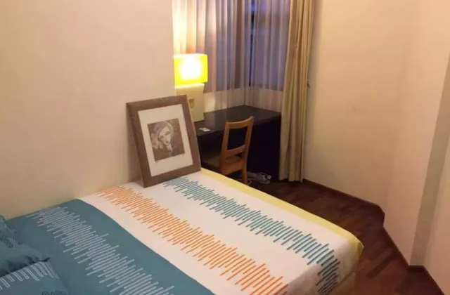 单间出租 • 兀兰 •  Charleston • S$1650 • 住宅公寓 • 普通房