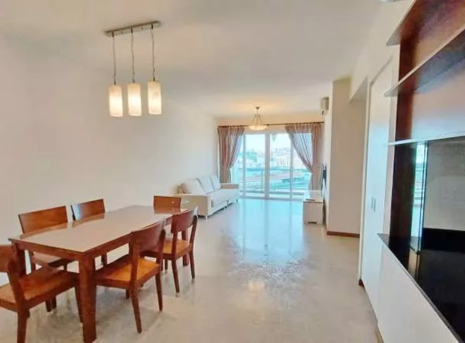 整套出租 • 芽笼 •  The Warren • S$4600 • 共管公寓 • 1238ft² / 115m² 照片