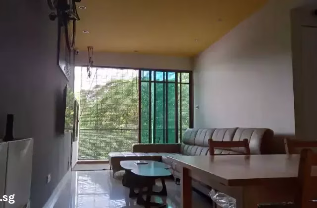 单间出租 • 宏茂桥 •  Bluwaters • S$900 • 住宅公寓 • 普通房