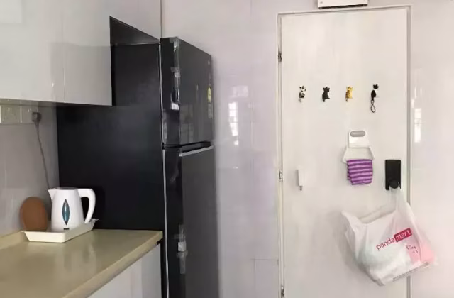 单间出租 • 碧山 • 247 Compassvale Road • S$1000 • 3房(2臥室) • 普通房