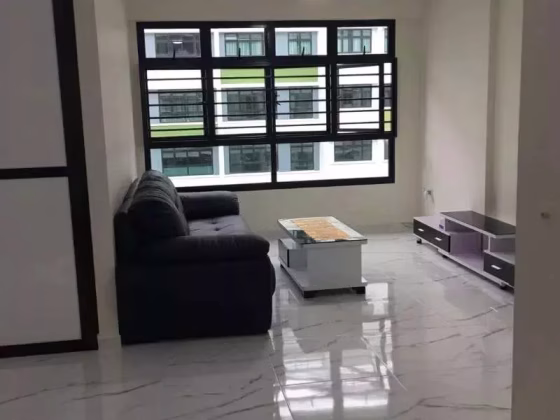 房屋出售 • 梧槽 • 508B Yishun Avenue 4 • S$820000 • 4房(3臥室) • 1310ft² / 121m² 照片