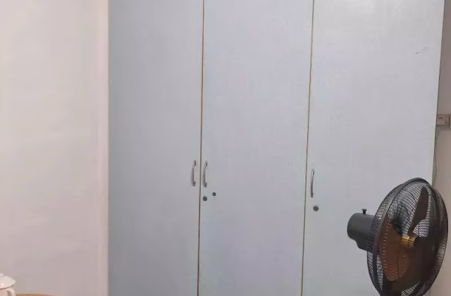 单间出租 • 乌节 • 728 Ang Mo Kio Avenue 6 • S$450 • 3房(2臥室) • 普通房