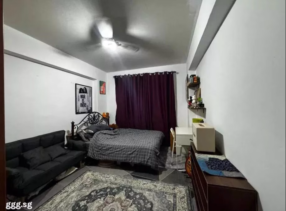 单间出租 • 林厝港 • 694 Jurong West Central 1 • S$1150 • 执行组屋 • 普通房 照片