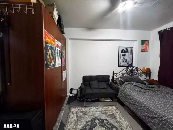 单间出租 • 林厝港 • 694 Jurong West Central 1 • S$1150 • 执行组屋 • 普通房 照片