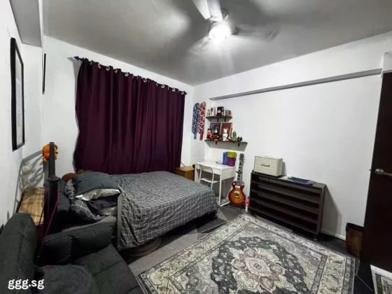 单间出租 • 林厝港 • 694 Jurong West Central 1 • S$1150 • 执行组屋 • 普通房 照片