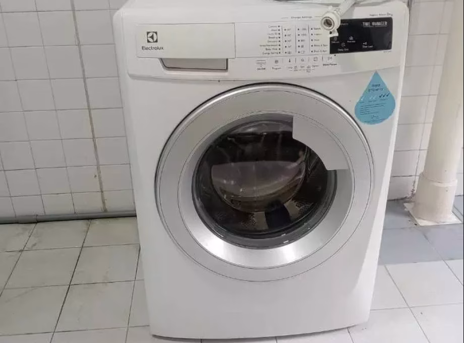 单间出租 • 乌节 • 434 Ang Mo Kio Avenue 10 • S$1400 • 3房(2臥室) • 普通房 照片