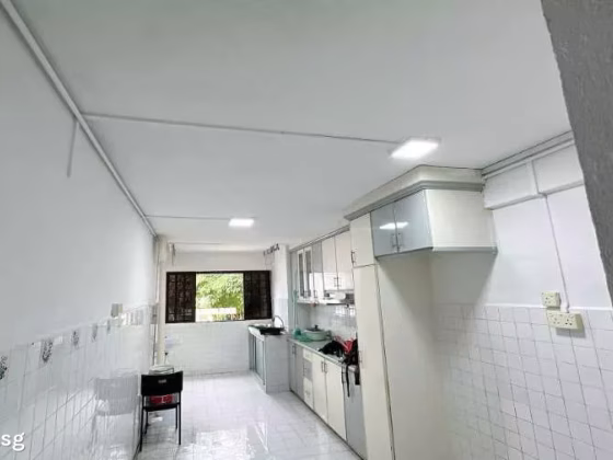 单间出租 • 乌节 • 434 Ang Mo Kio Avenue 10 • S$1400 • 3房(2臥室) • 普通房 照片