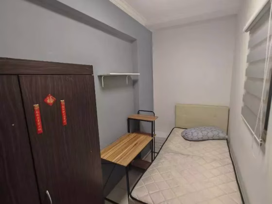 单间出租 • 梧槽 •  Orchid Park Condominium • S$800 • 共管公寓 • 普通房 照片