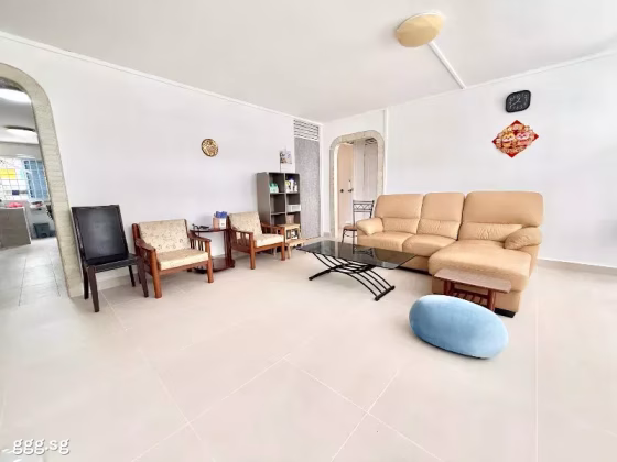 单间出租 • 武吉知马 • 159 Bedok South Avenue 3 • S$1350 • 4房(3臥室) • 主人房 照片