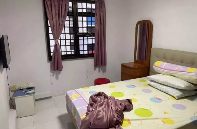 整套出租 • 欧南 • 22 Balam Road • S$3200 • 3房(2臥室) • 700ft² / 65m²