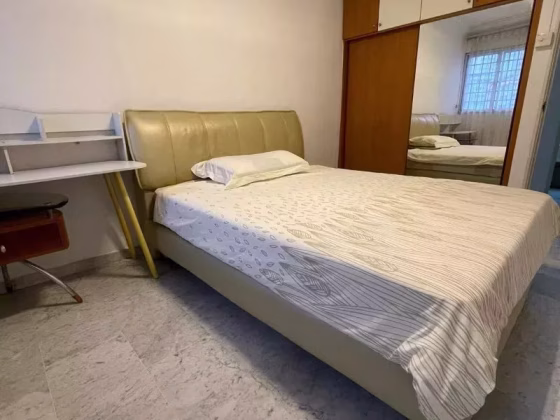 整套出租 • 武吉班让 • 320 Clementi Avenue 4 • S$3300 • 3房(2臥室) • 721ft² / 66m² 照片