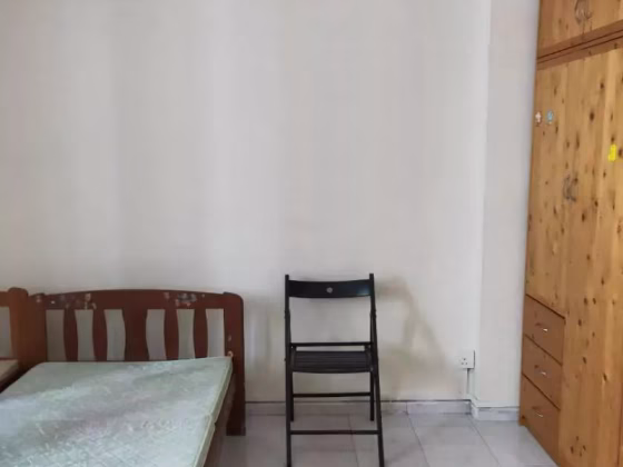 单间出租 • 梧槽 • 166 Yishun Ring Road • S$950 • 5房(4臥室) • 佣人房 照片