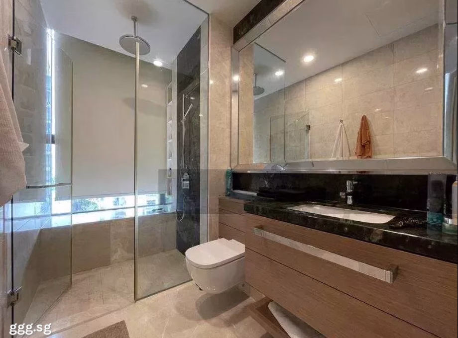 整套出租 • 兀兰 •  One Balmoral • S$3250 • 共管公寓 • 898ft² / 83m² 照片