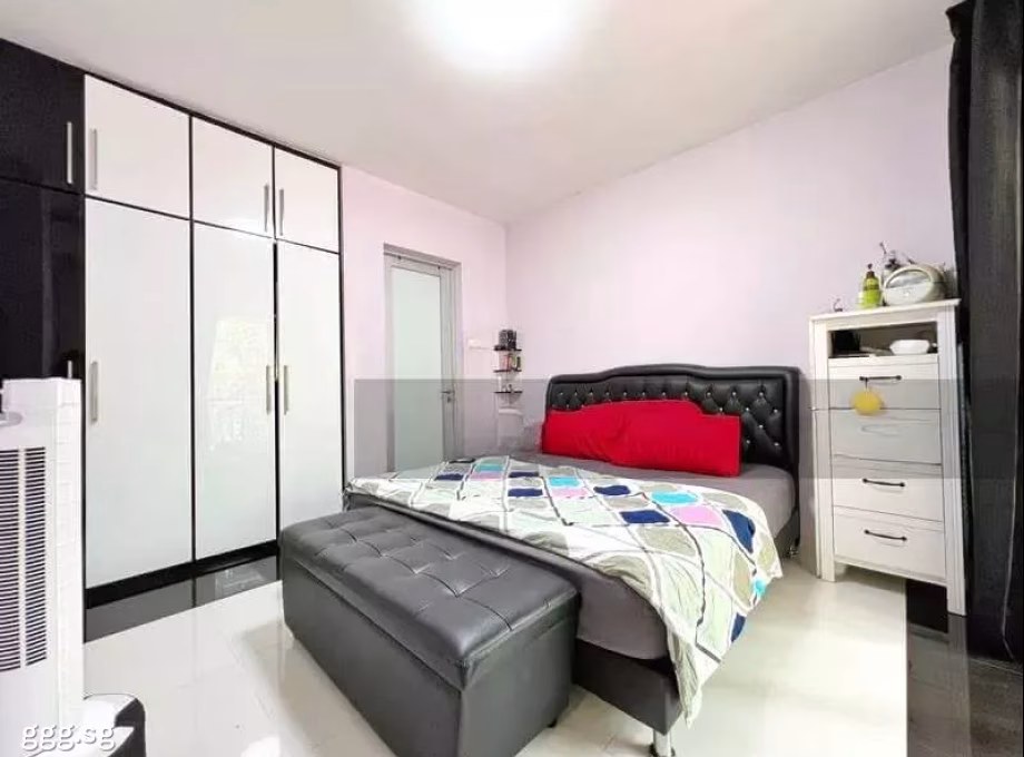整套出租 • 市中心 •  The Gardens At Bishan • S$3200 • 共管公寓 • 883ft² / 82m² 照片