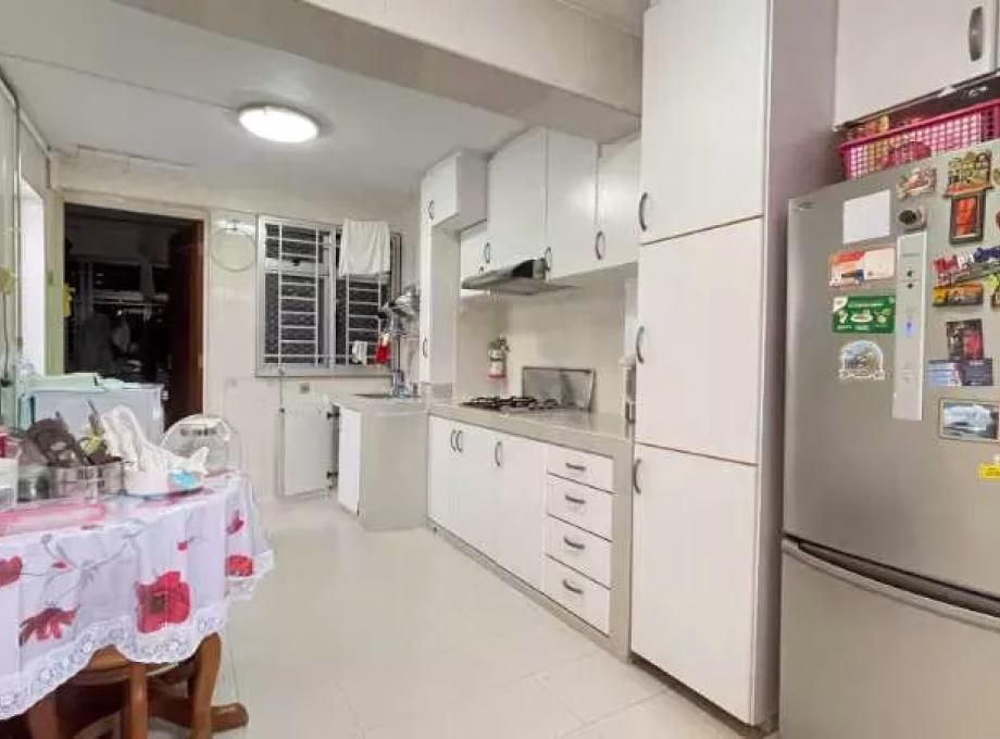 单间出租 • 宏茂桥 • 405 Pasir Ris Drive 6 • S$850 • 3房(2臥室) • 普通房 照片