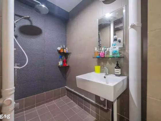 整套出租 • 纽顿 • 99 Whampoa Drive • S$2850 • 3房(2臥室) • 839ft² / 77m² 照片