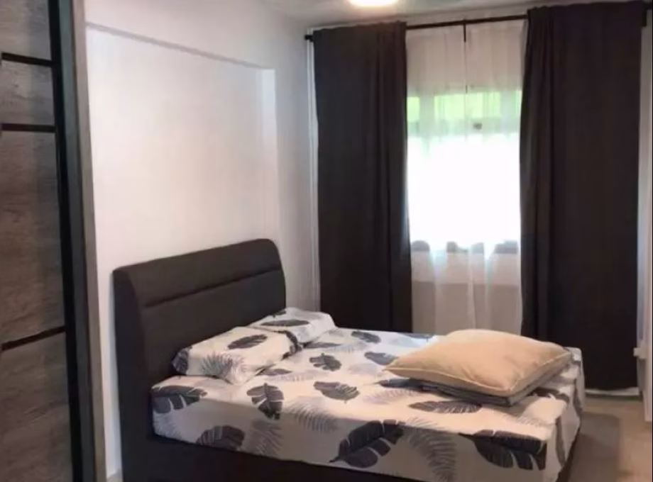 单间出租 • 林厝港 • 347 Kang Ching Road • S$1000 • 5房(4臥室) • 普通房 照片