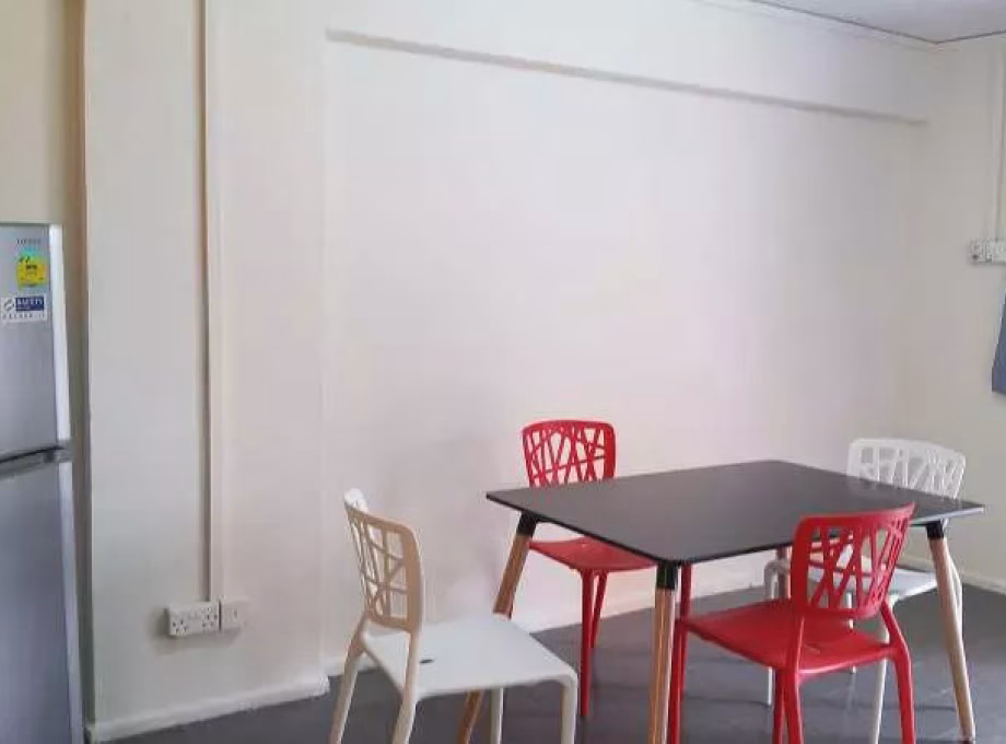 单间出租 • 林厝港 • JURONG WEST AVENUE 5 (649491) • S$1000 • 住宅公寓 • 普通房 照片