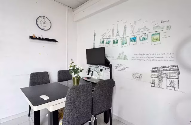 房屋出售 • 三巴旺 • 618 Woodlands Avenue 4 • S$560000 • 3房(2臥室) • 1033ft² / 95m²