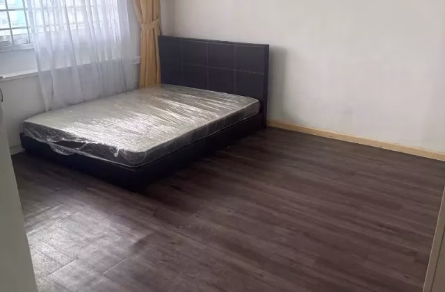 单间出租 • 宏茂桥 • 211 Pasir Ris Street 21 • S$1300 • 4房(3臥室) • 主人房